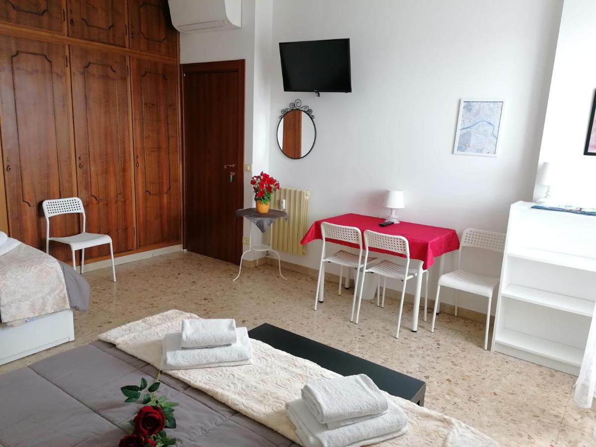 Giuseppe House * Pise